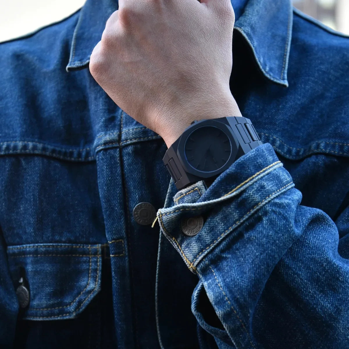 CORE BLACK